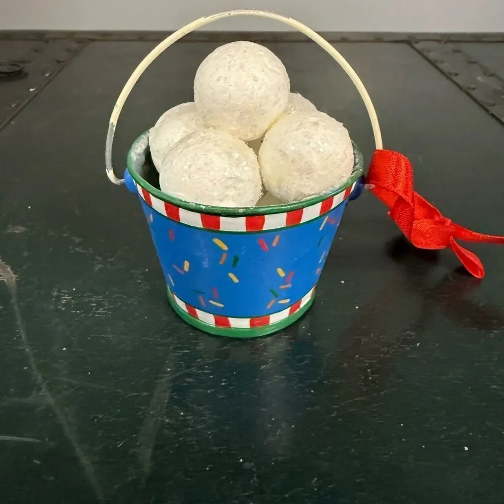 Vintage Snow made Ice Cream Bucket Of Snowballs  Snowball fight Ornament